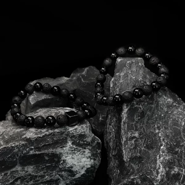 czarna bransoletka męska z kamieni onyks i lawa wulkaniczna